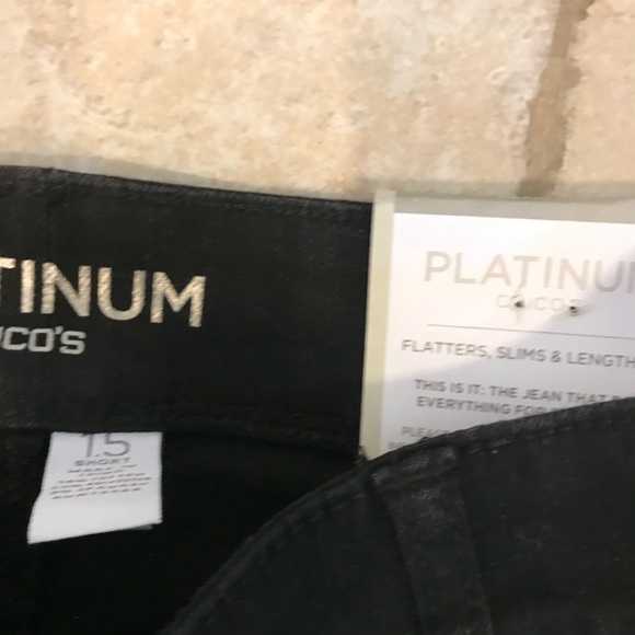 CHICOS PLATINUM BLACK JEANS NEW SIZE 1.5 - Picture 3 of 3